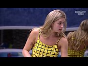 Aline do BBB 15 Trocando de biquíni