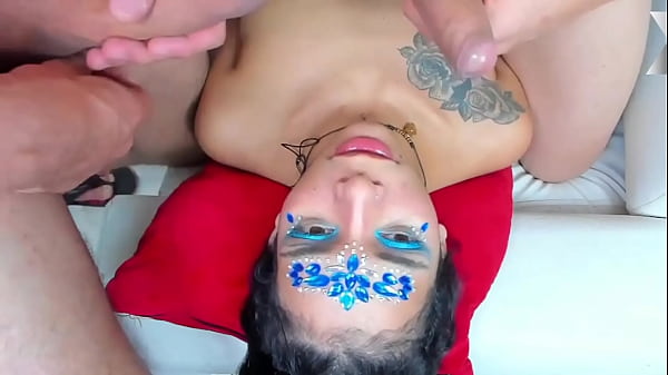 Velha gostosa boa de cama fodendo muito